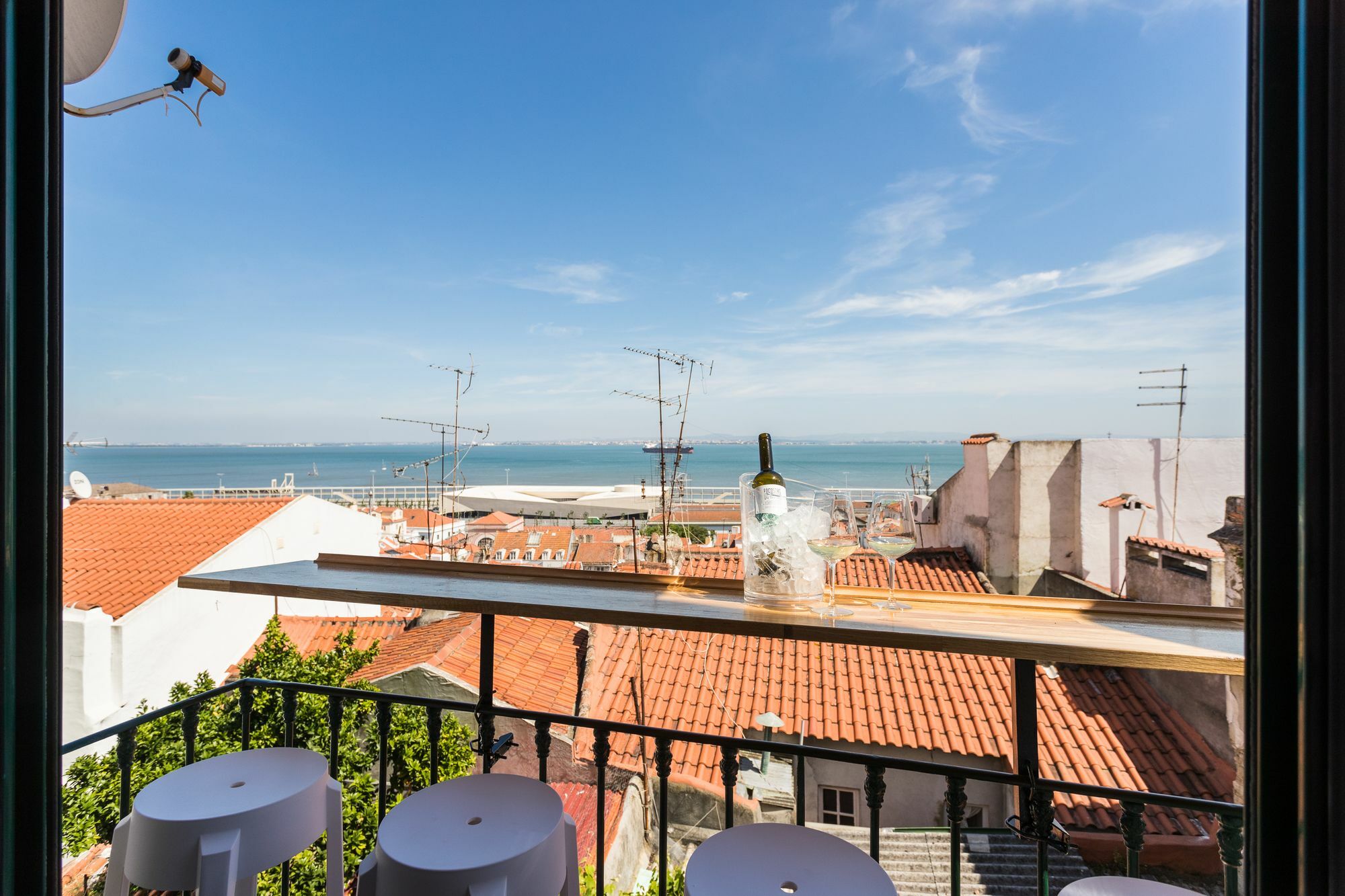 Apartment Alfama Vintage By Lu Holidays Lisbon